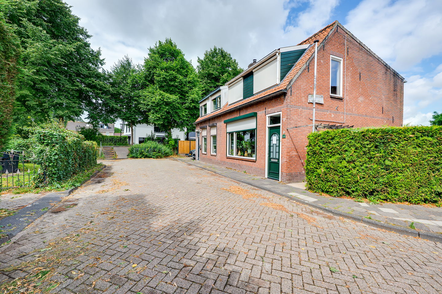 Photo 5 of Julianastraat 28