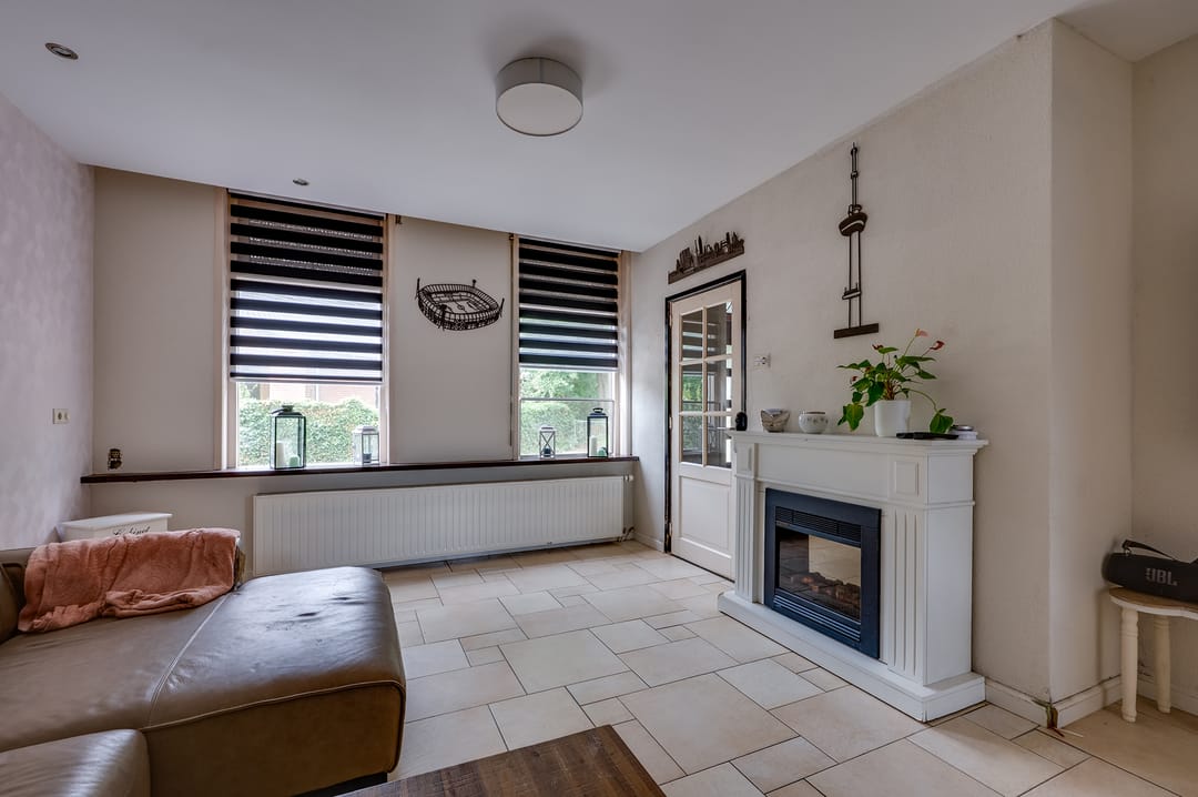 Photo 13 of Julianastraat 28