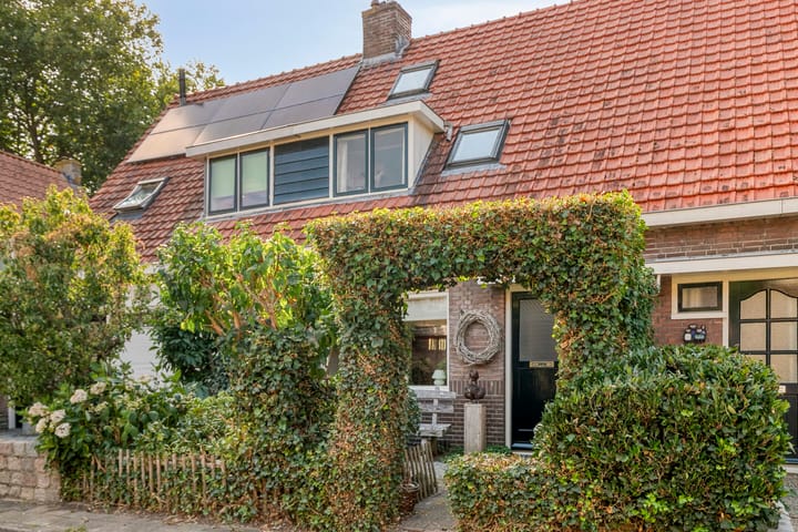 Foto 1 van Jan van Galenstraat 3