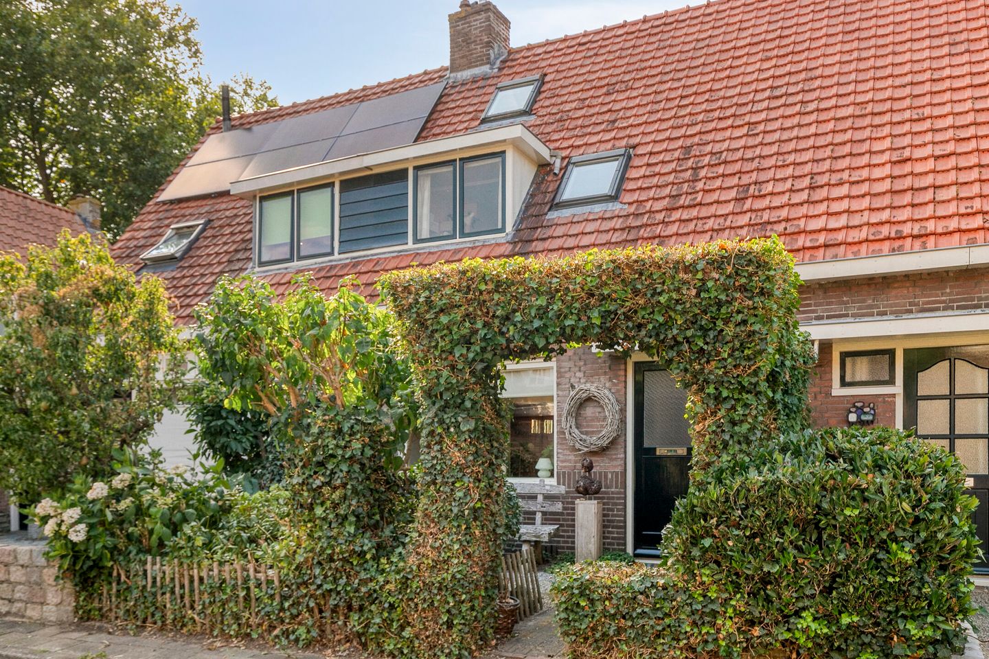 Foto 1 van Jan van Galenstraat 3