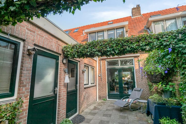 Foto 22 van Jan van Galenstraat 3