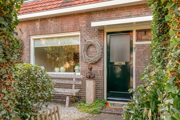 Foto 24 van Jan van Galenstraat 3