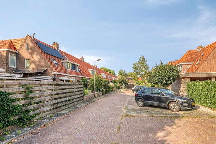 Foto 26 van Jan van Galenstraat 3