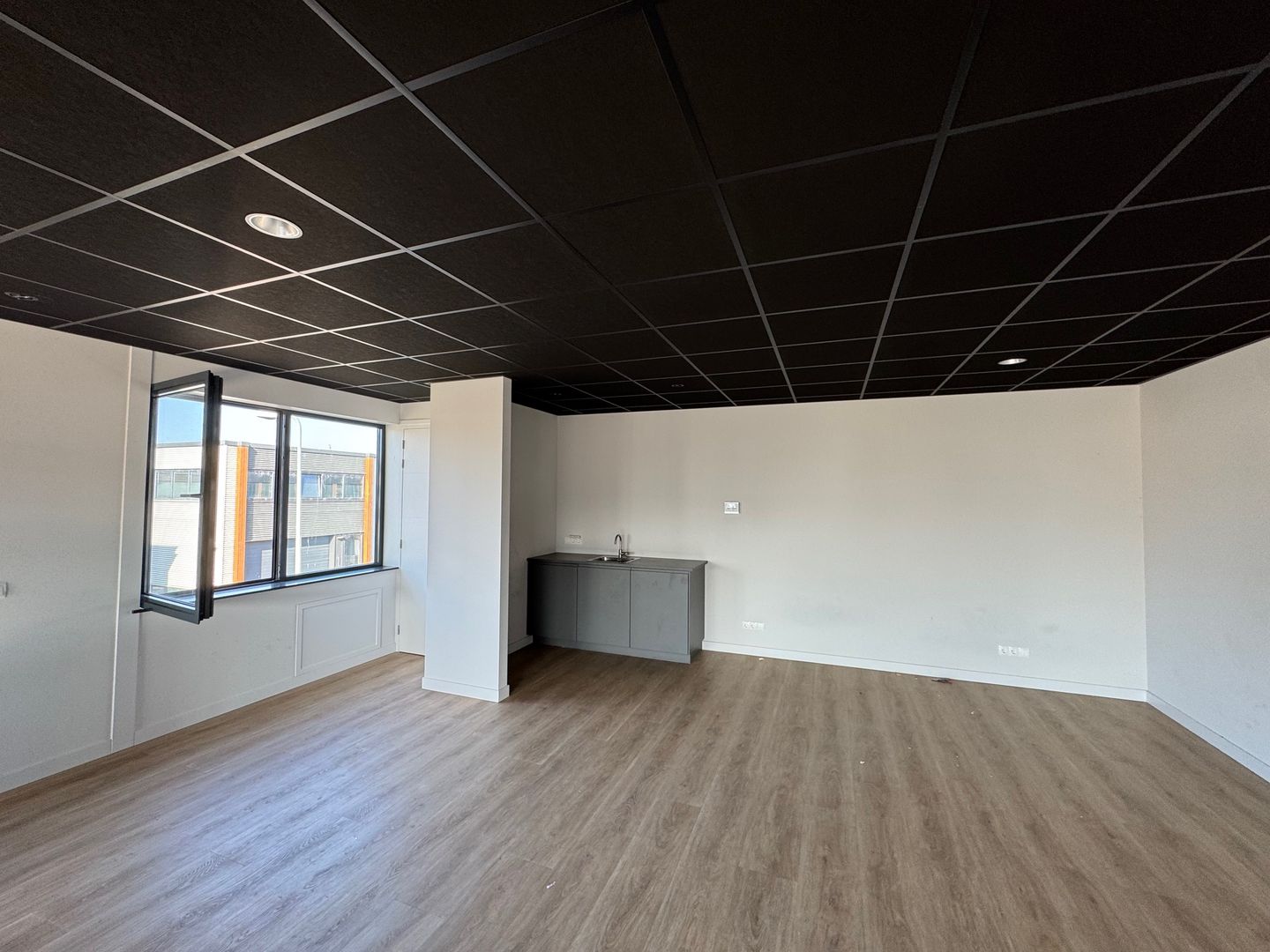 View photo 3 of Goudsmid 52