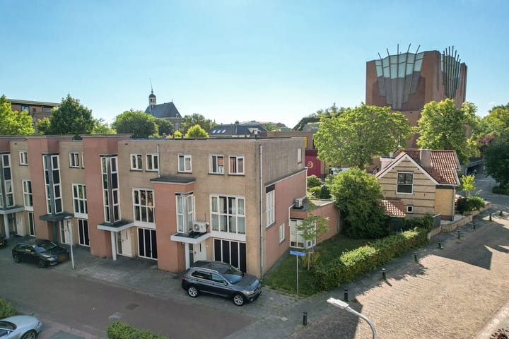 Foto 41 van Beatrixstraat 4