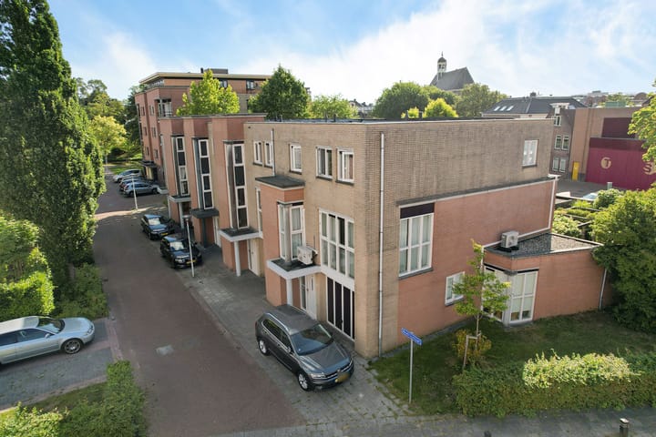 Foto 43 van Beatrixstraat 4