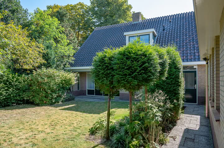 Photo 34 of Ruurloseweg 2