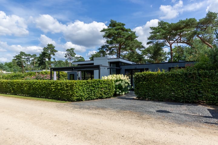 Photo 28 of Vijverlaan 1-JB20