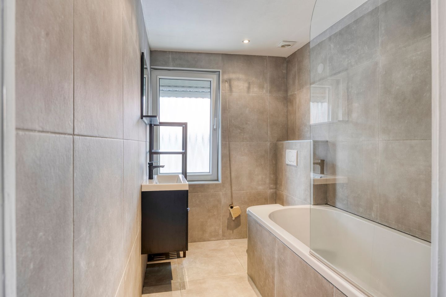 Foto 25 van Moerdijkstraat 18