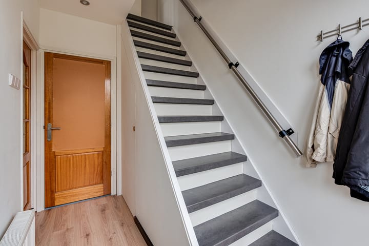 Foto 8 van J. van Galenstraat 41