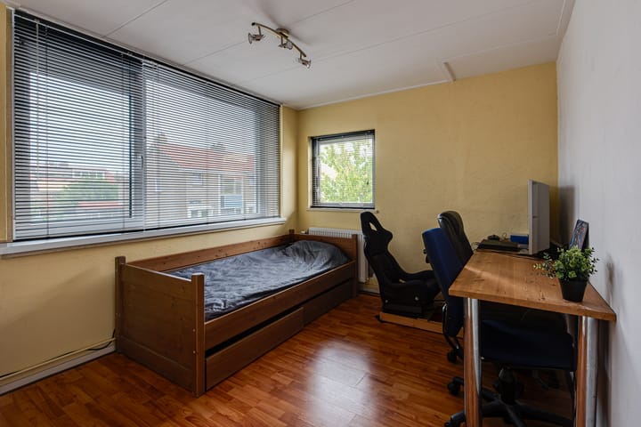 Foto 12 van J. van Galenstraat 41