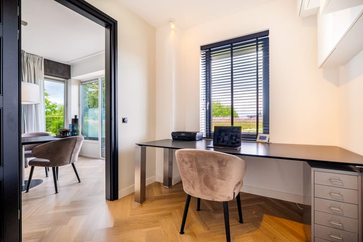 Photo 24 of Freya 11