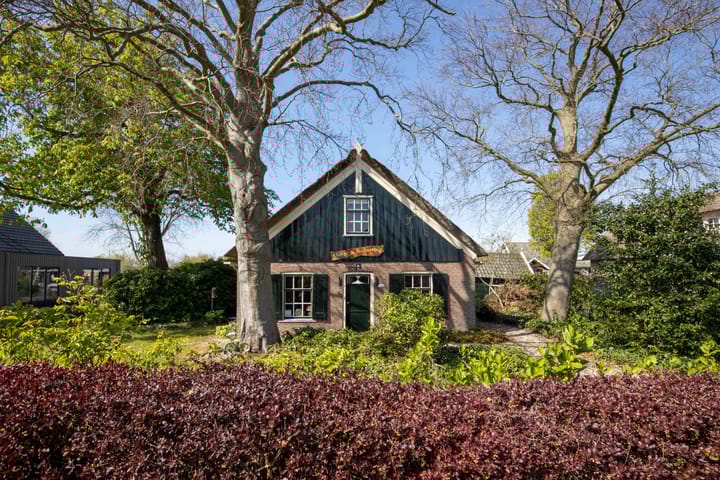 Photo 4 of Uiterweg 106