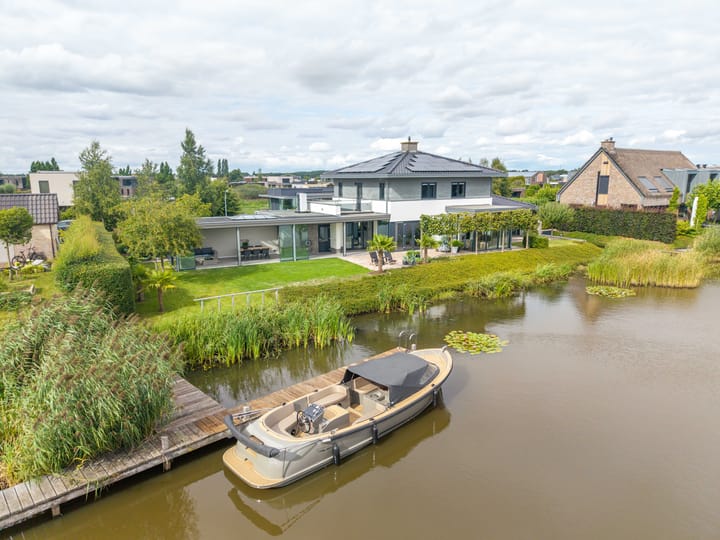 Photo 68 of Freya 11