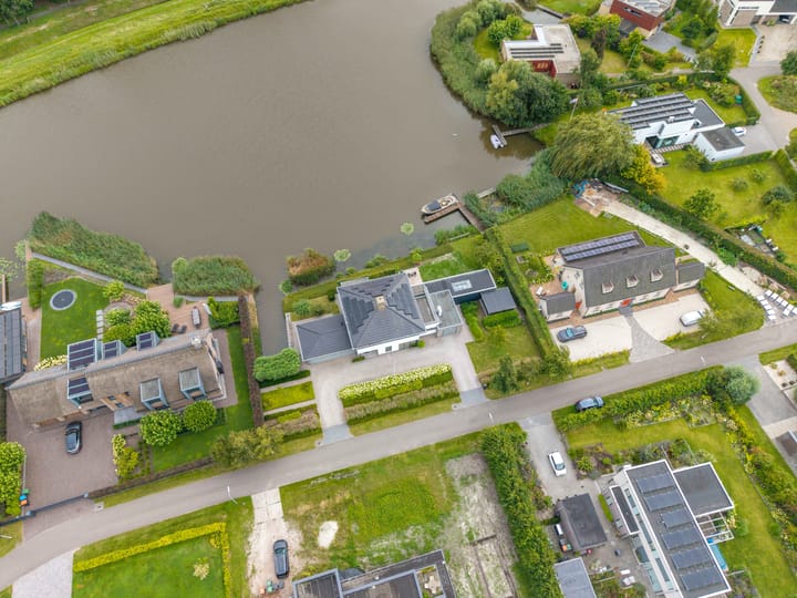 Photo 71 of Freya 11