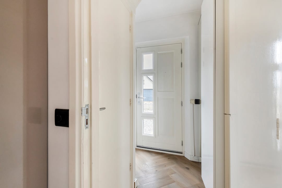 Photo 7 of Beatrixstraat 14