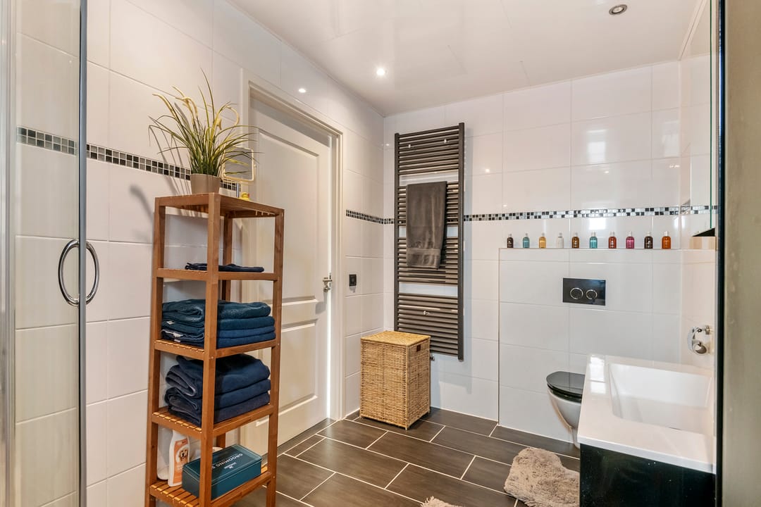 Photo 23 of Beatrixstraat 14