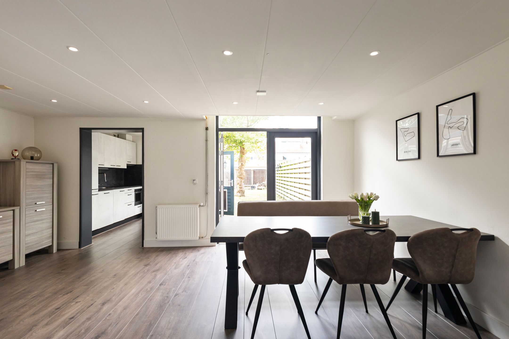 Photo 12 of Van Steenstraat 35