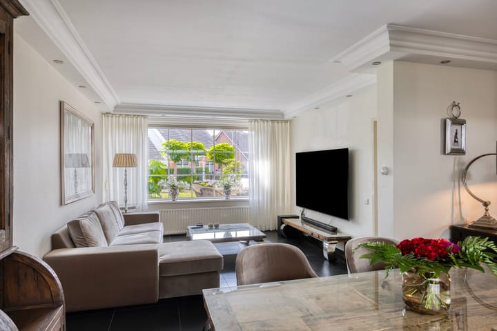 Photo 2 of Orthen 53-H