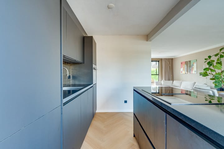 Photo 17 of Burgemeester van Trichtlaan 2