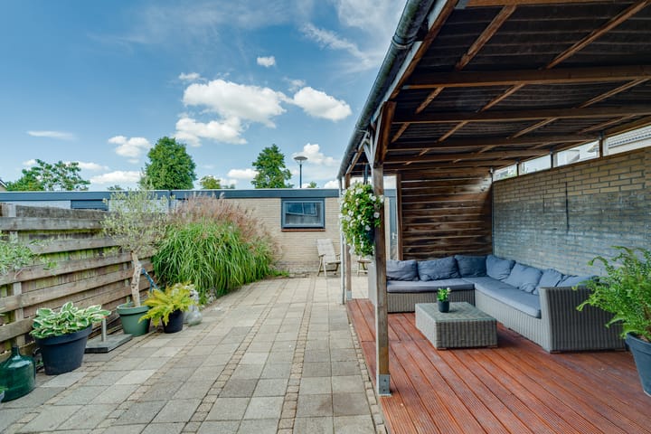 Photo 20 of Burgemeester van Trichtlaan 2