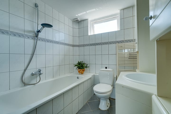 Photo 33 of Burgemeester van Trichtlaan 2