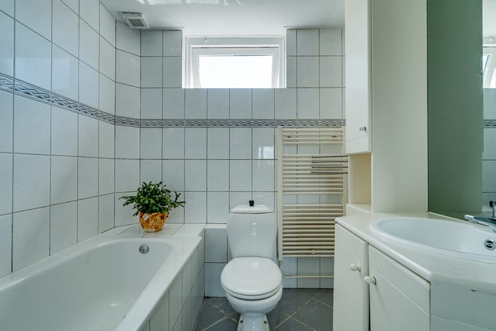 Photo 34 of Burgemeester van Trichtlaan 2