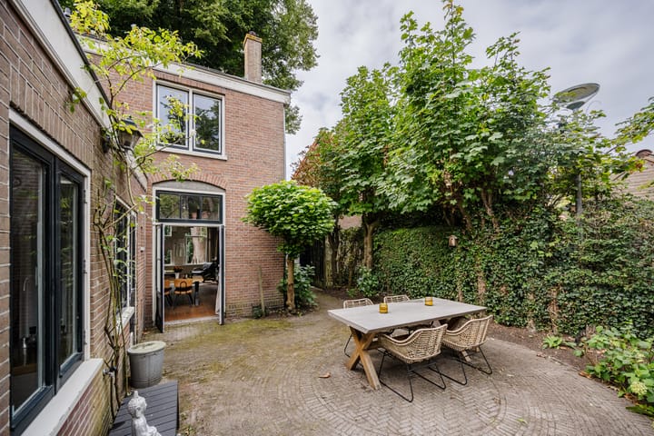 Foto 3 van Kerkplein 8