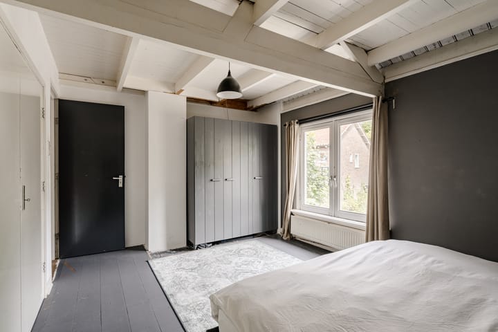 Foto 16 van Kerkplein 8