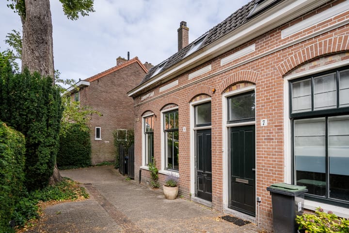 Foto 29 van Kerkplein 8