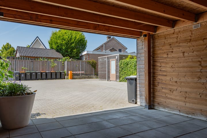 Photo 59 of Schimmerweg 11