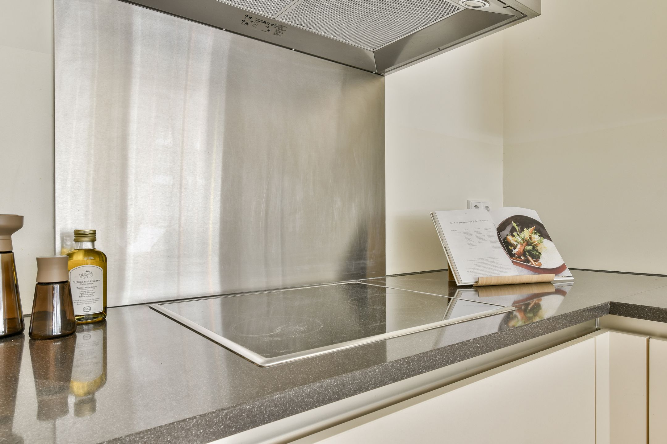 Foto 15 van Gustav Mahlerlaan 72