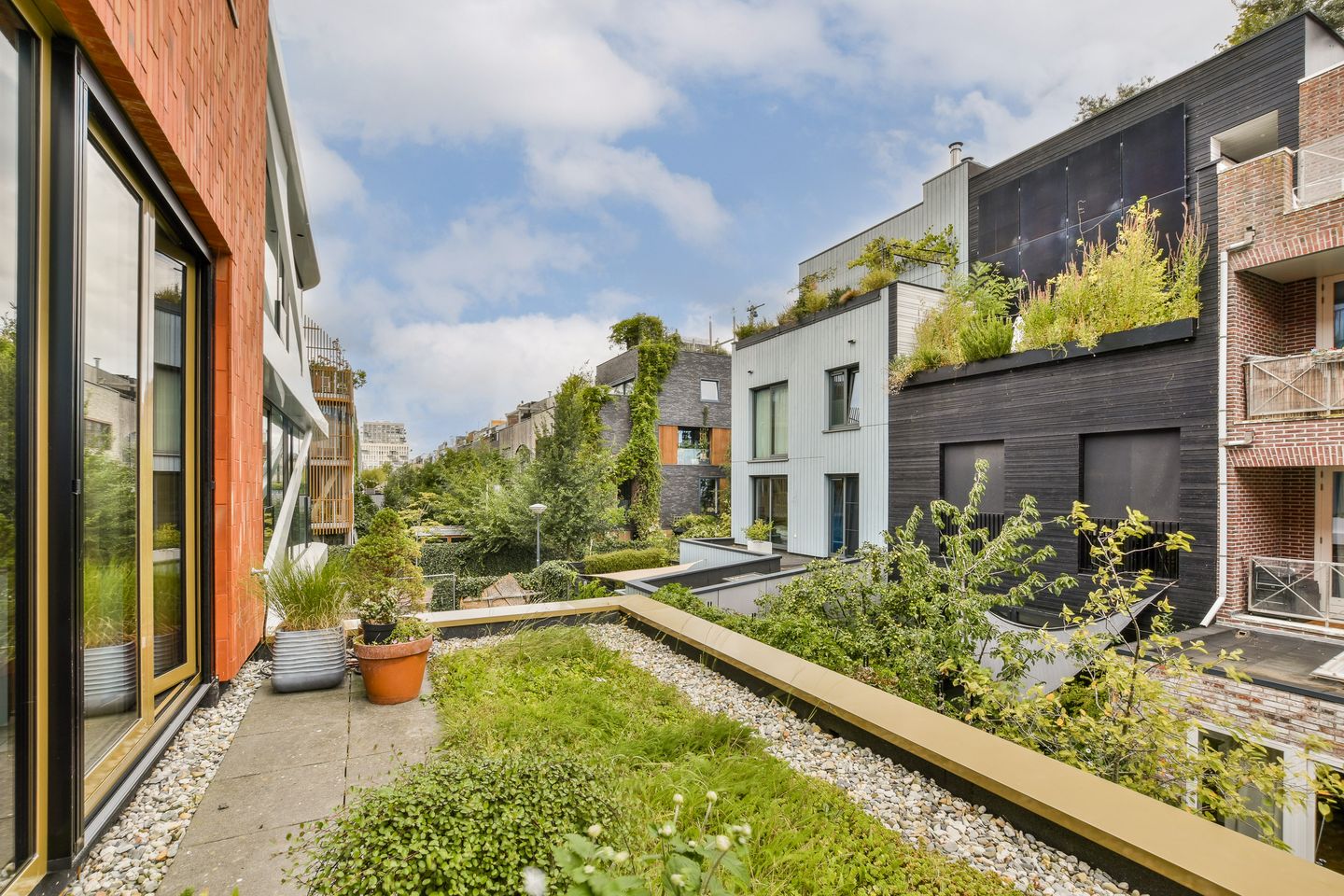 Foto 10 van John Blankensteinstraat 161-B