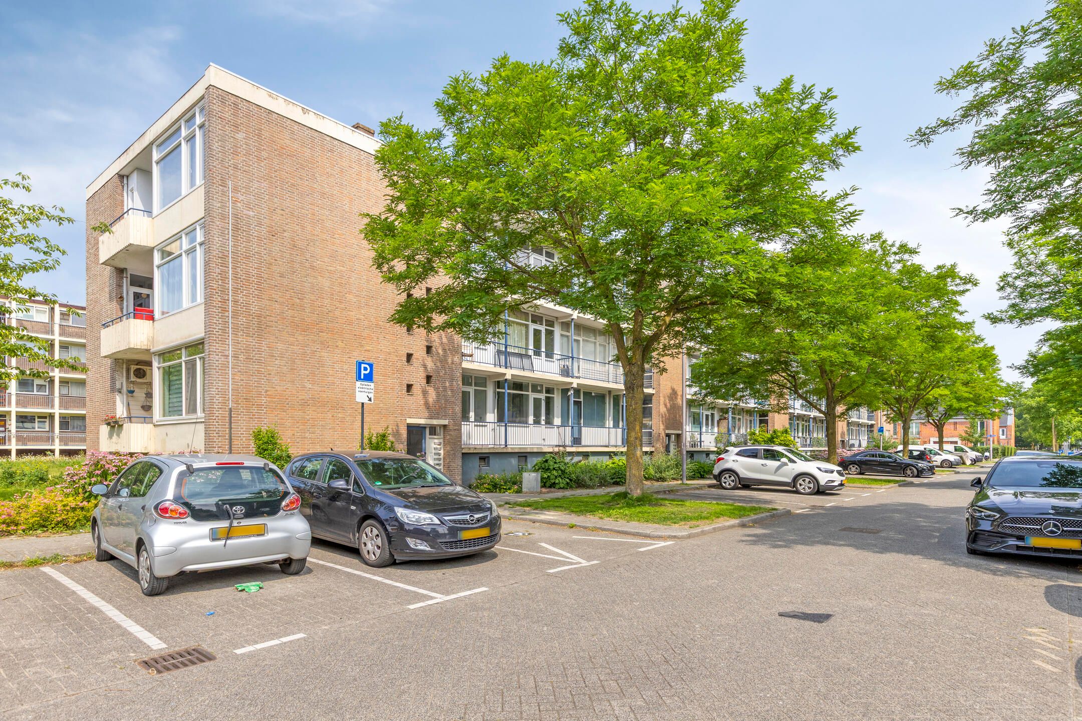 Foto 18 van Ellewoutsdijkstraat 193