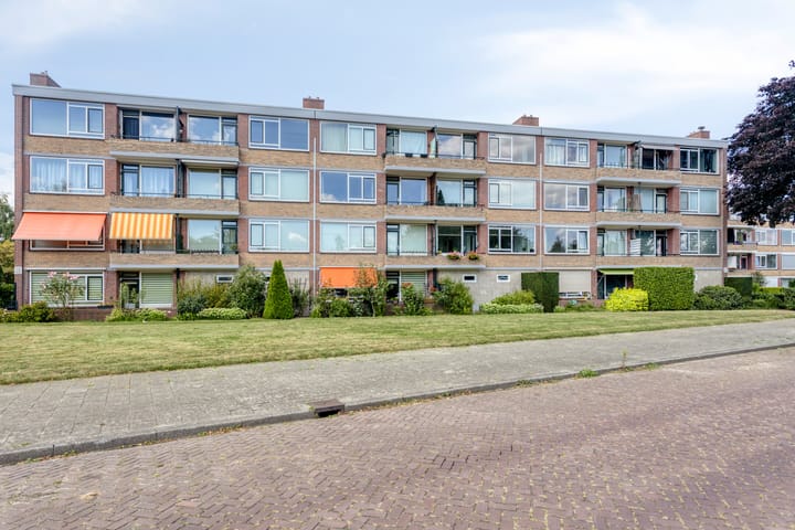 Foto 1 van Albardastraat 144