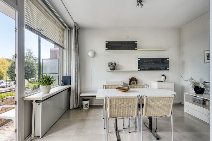 Foto 7 van Albardastraat 144