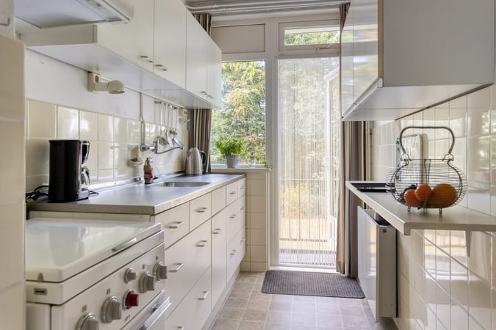 Foto 14 van Albardastraat 144