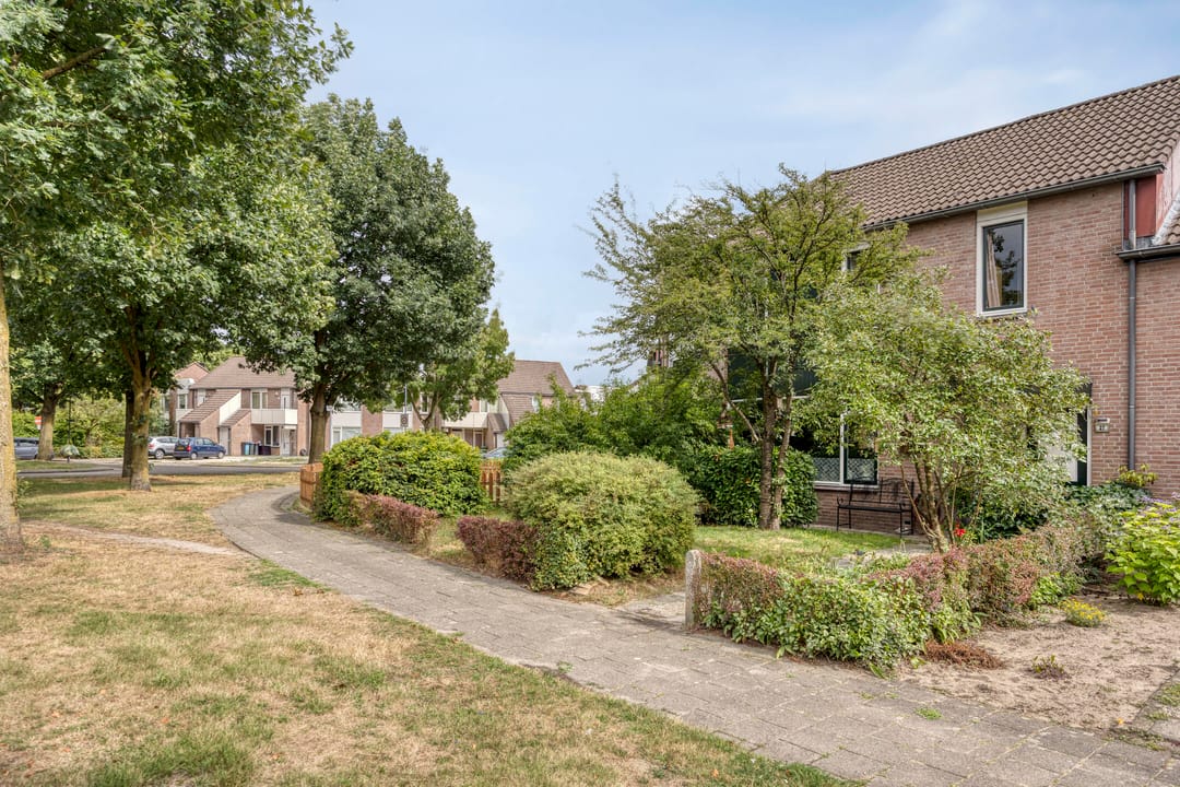 Foto 2 van Rivierensingel 27