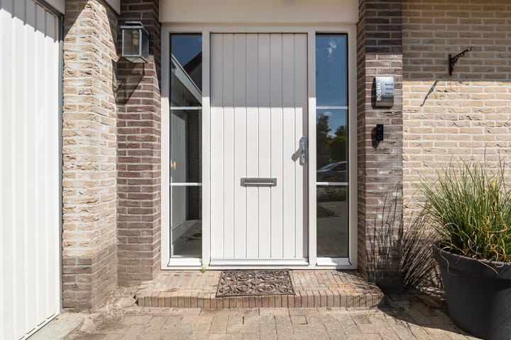 Photo 9 of Zegge 1-A