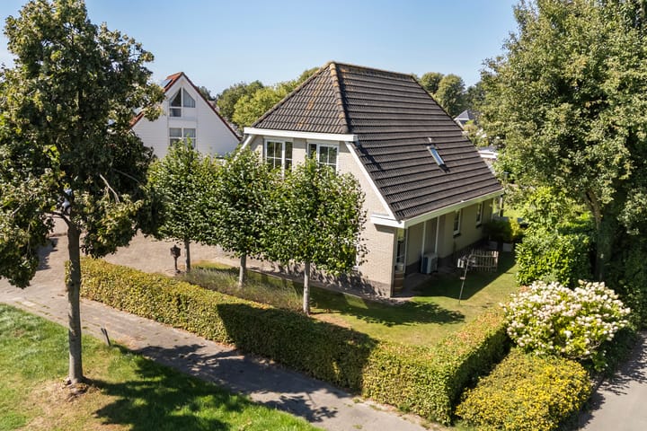 Photo 53 of Zegge 1-A