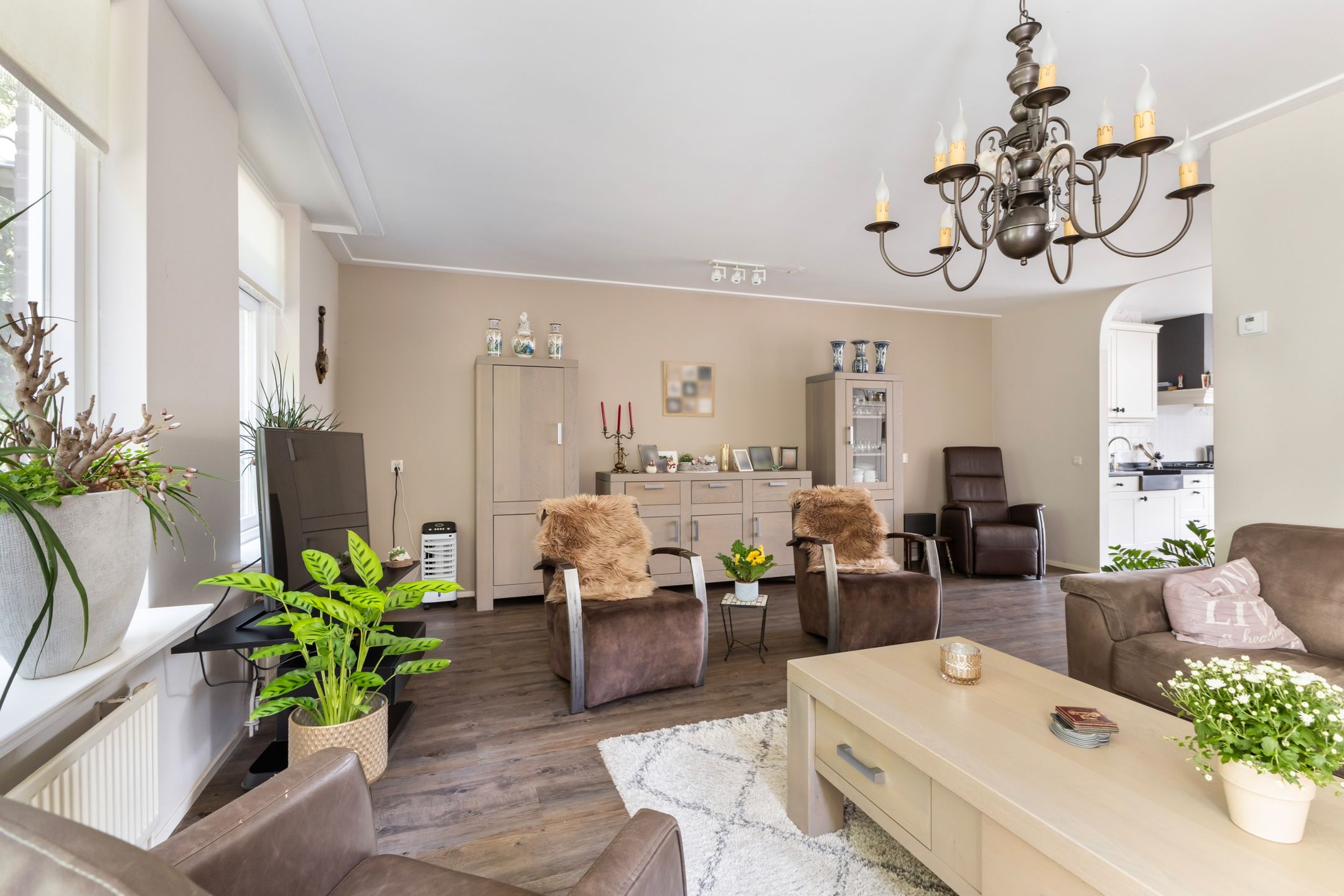 Foto 9 van Molenweg 7-A