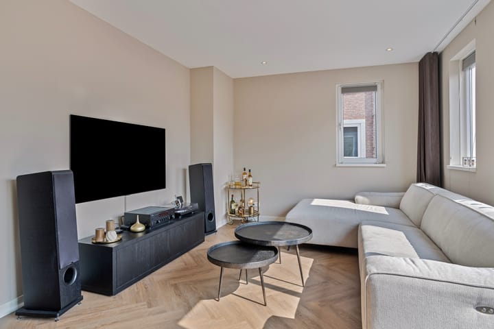 Foto 10 van Lage Weide 6