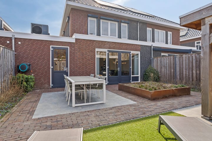 Foto 35 van Lage Weide 6