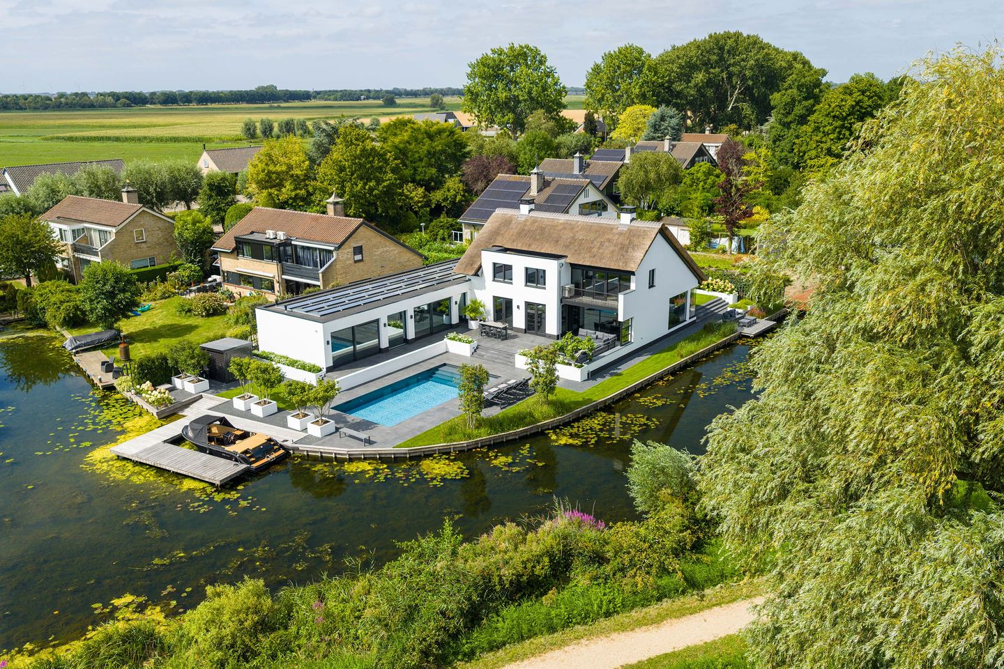 Foto 1 van Binnenmaasoever 14