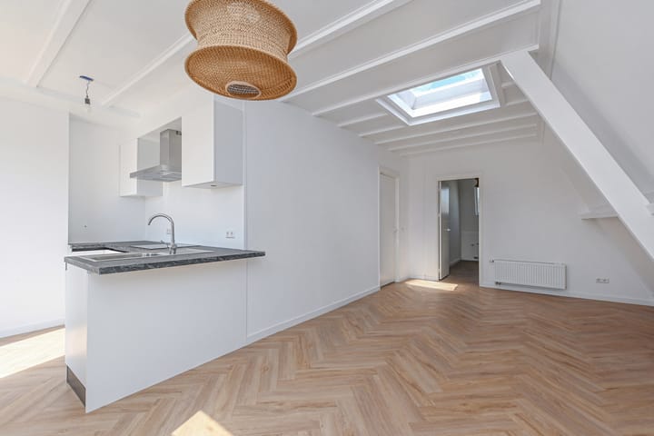 Foto 3 van Weimarstraat 112-B