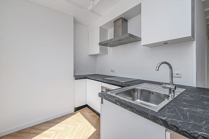 Foto 9 van Weimarstraat 112-B