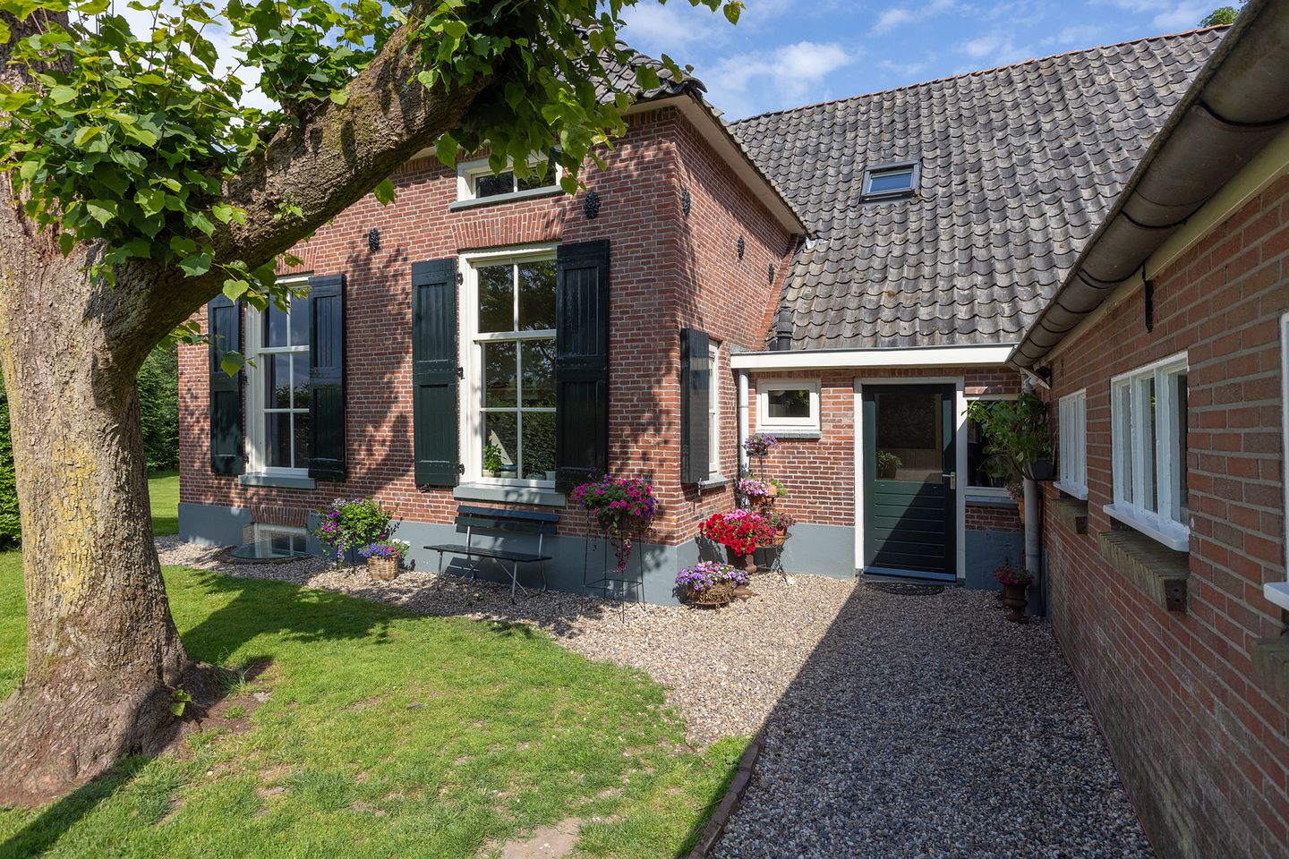 Foto 49 van Haarloseweg 4