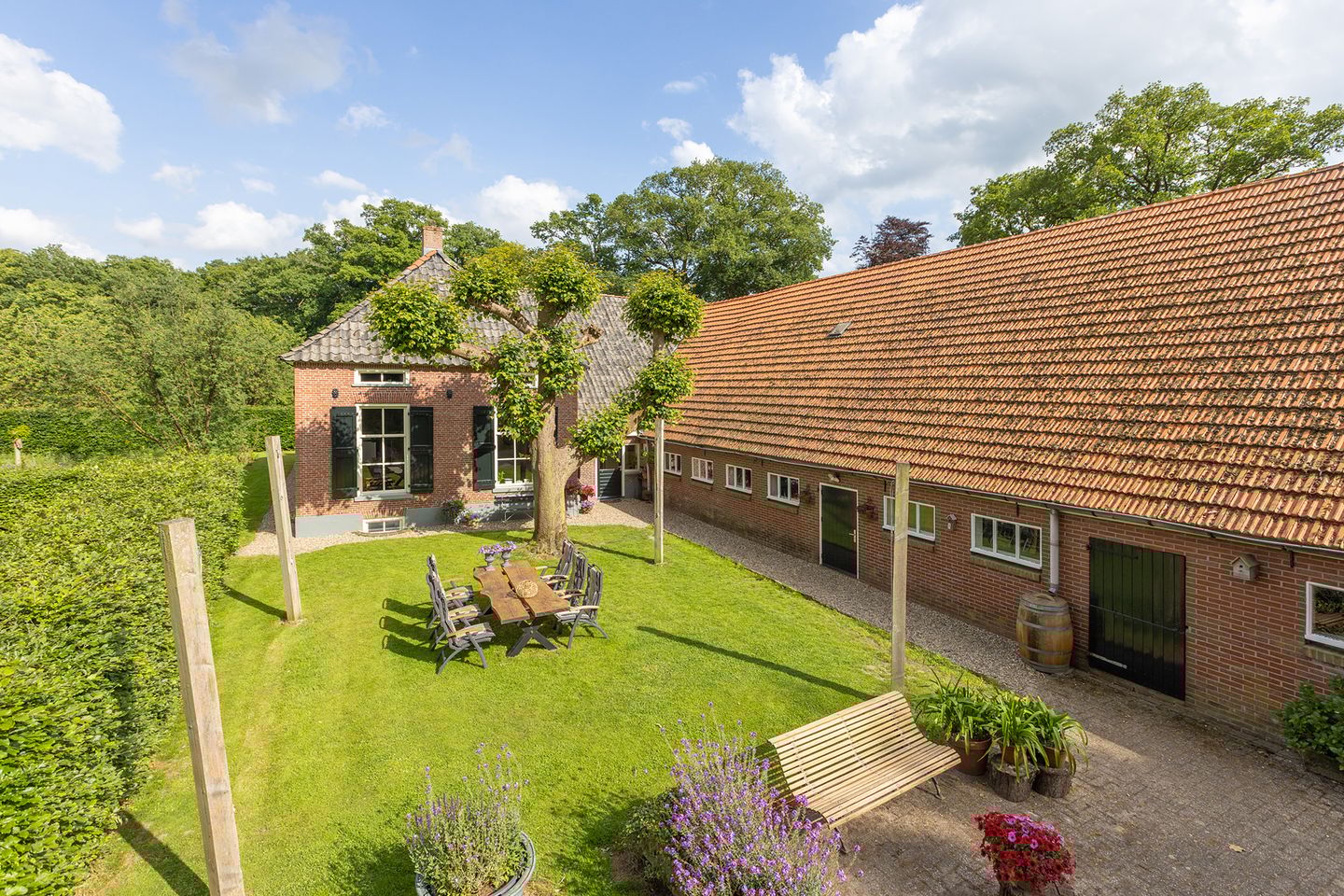 Foto 65 van Haarloseweg 4