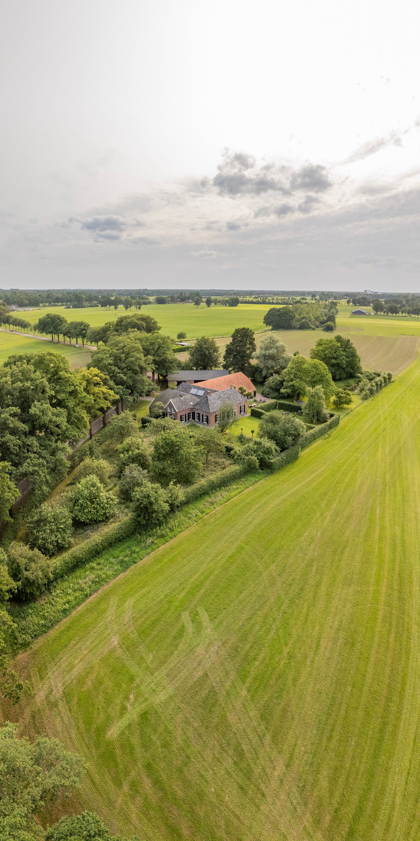 Foto 70 van Haarloseweg 4