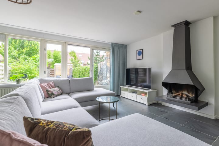 Foto 8 van Moutmolenstraat 28